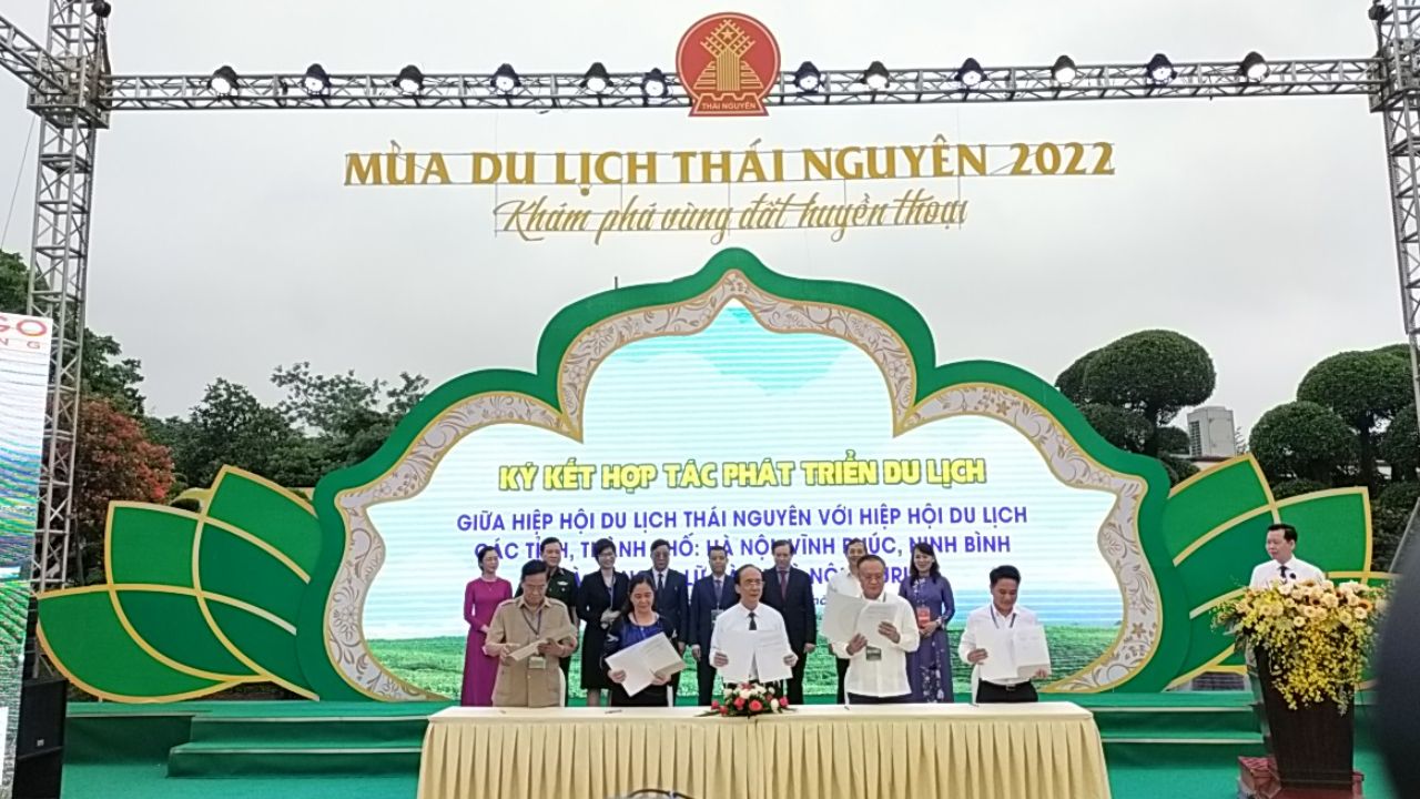 Thái Nguyên Khai mạc Mùa Du lịch 2022 với chủ đề “Khám phá vùng đất huyền thoại”