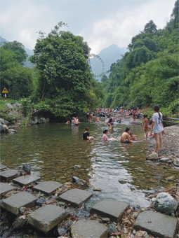 Điểm mới khi đi du lịch tại suối Kẹm