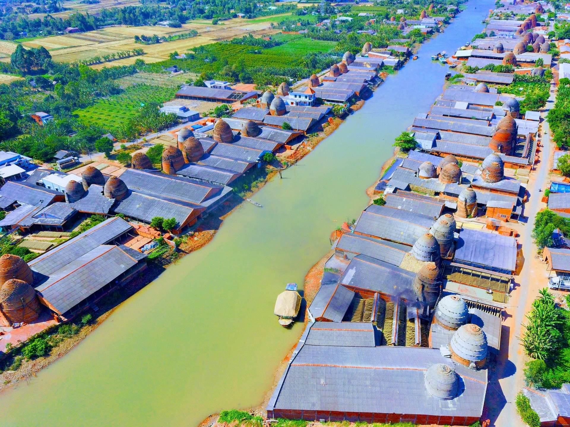 Trăm năm thịnh suy gạch gốm Vĩnh Long