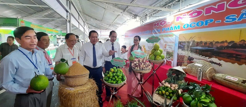 Đặc sản vùng miền hội tụ tại Vĩnh Long