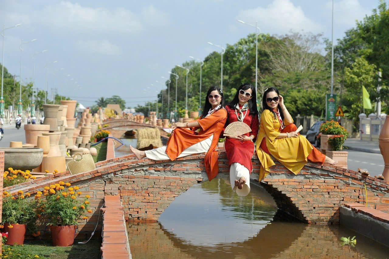 Hai ngày một đêm đến với Vĩnh Long