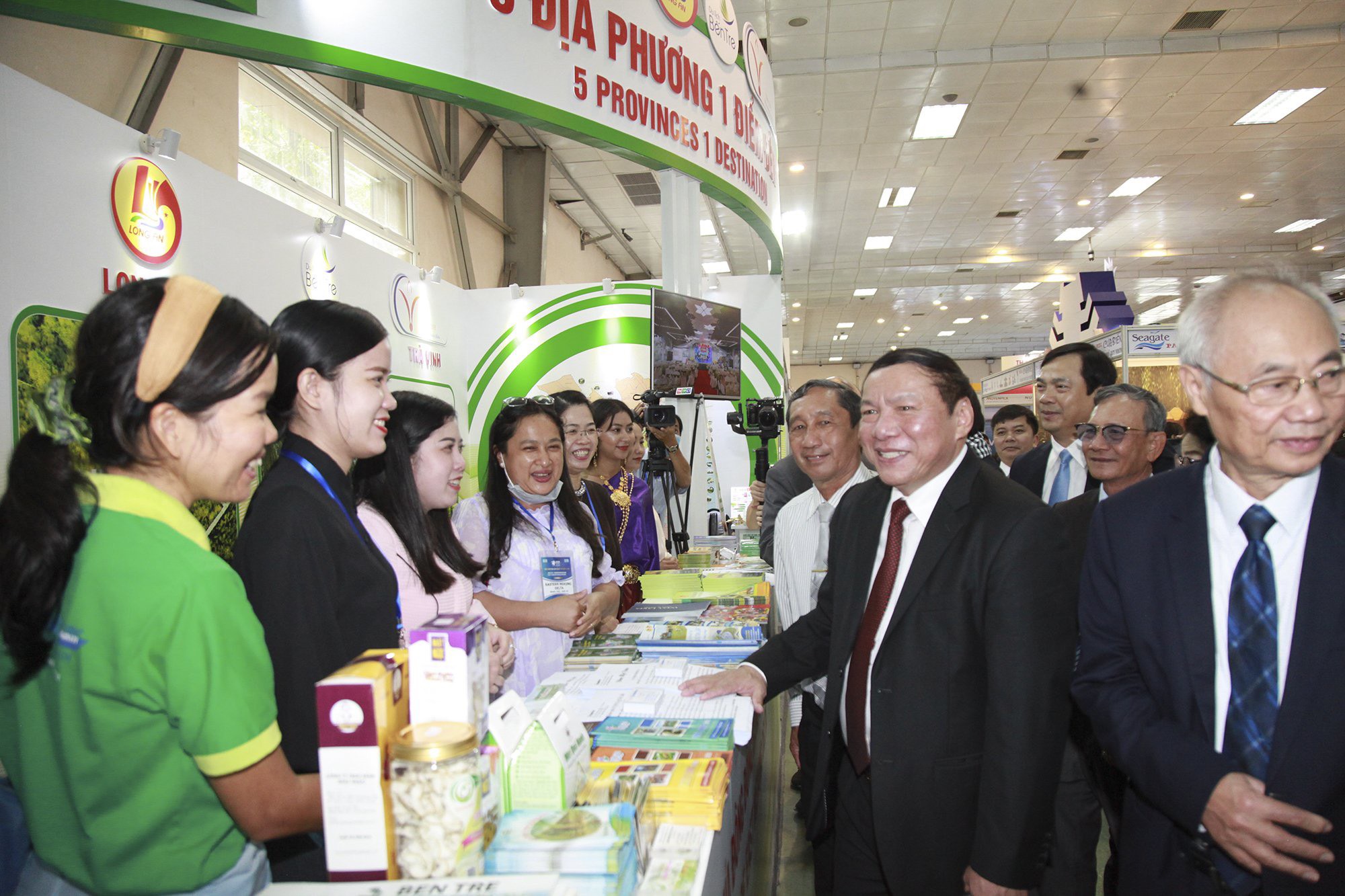 HỘI CHỢ DU LỊCH QUỐC TẾ VIỆT NAM - VITM HÀ NỘI 2020  SÔI NỔI KÍCH CẦU DU LỊCH