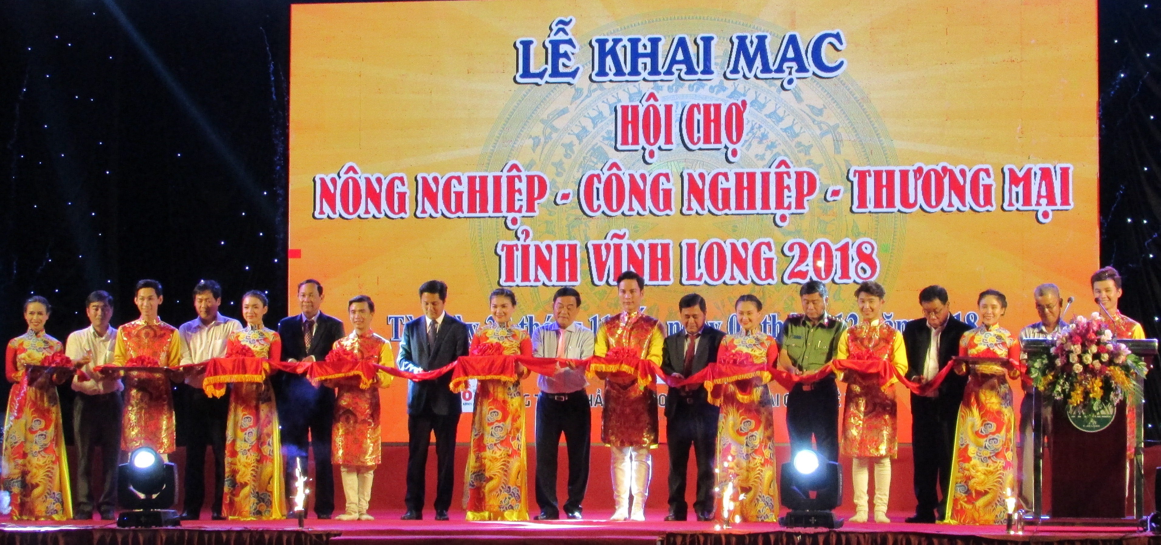 Hội chợ Nông nghiệp - Công nghiệp - Thương mại tỉnh Vĩnh Long năm 2018 