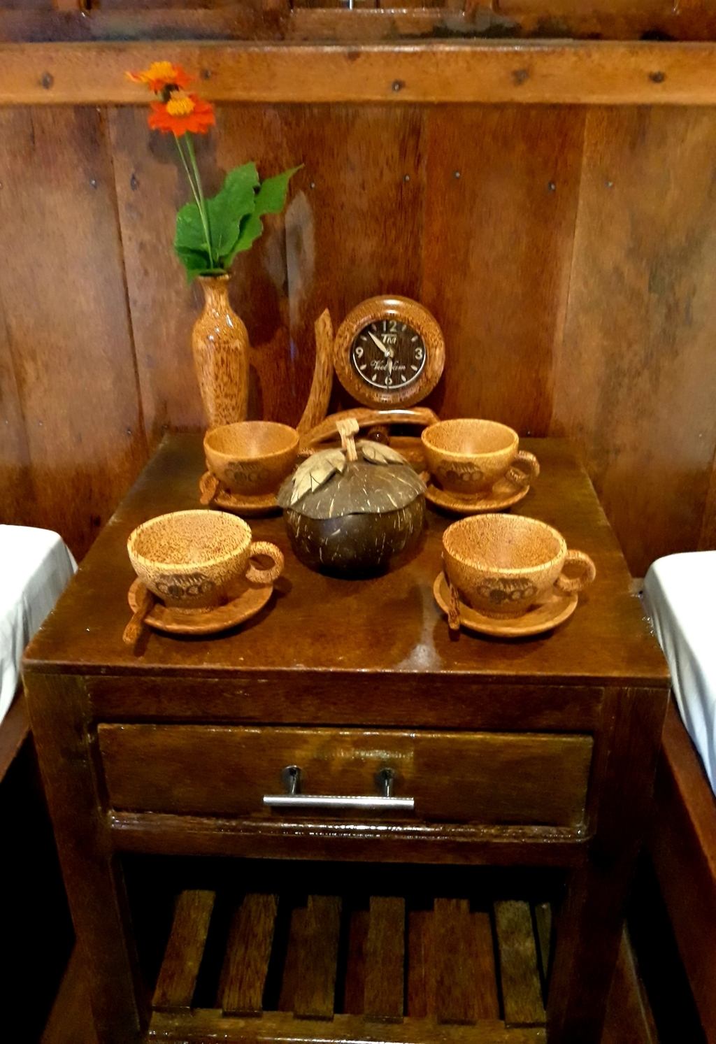 Khai trương điểm du lịch…dừa
