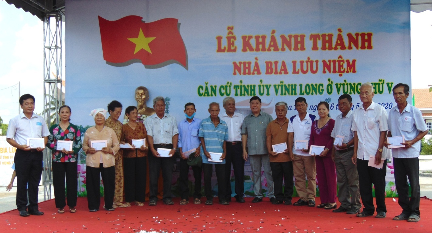 Khánh thành nhà bia lưu niệm căn cứ Tỉnh ủy Vĩnh Long ở vùng chữ V