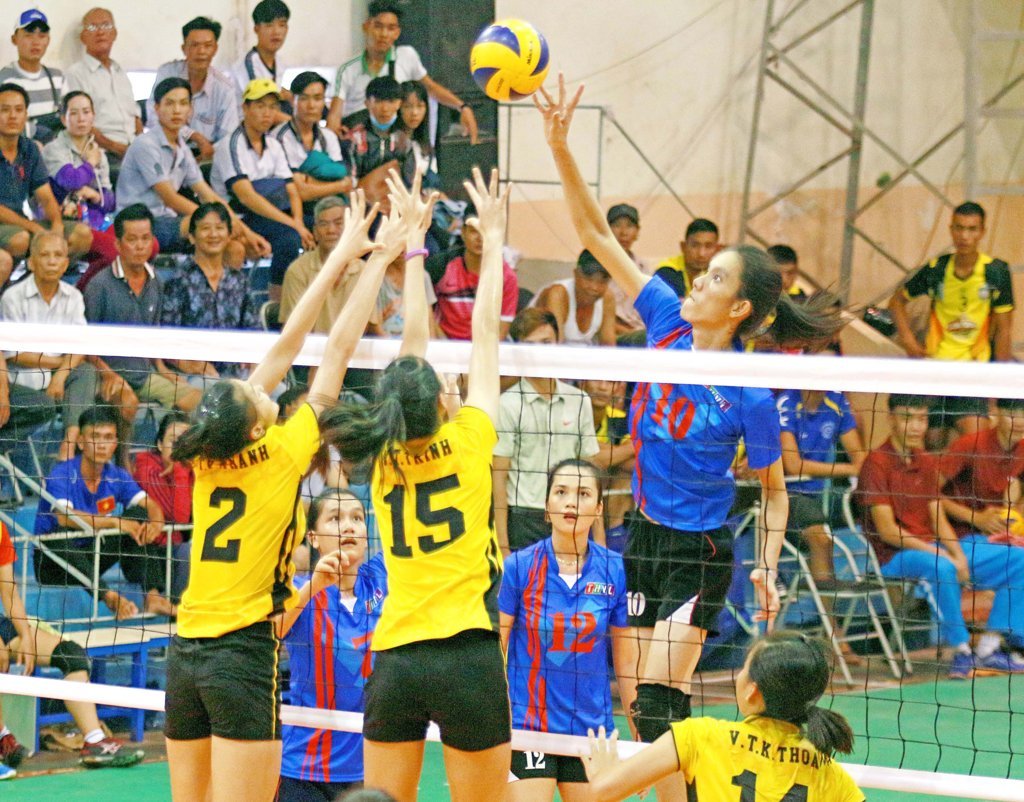 Vòng 1 Giải Bóng chuyền vô địch quốc gia 2019: Thú vị màn đối đầu giữa Kiều Trinh- Bích Tuyền