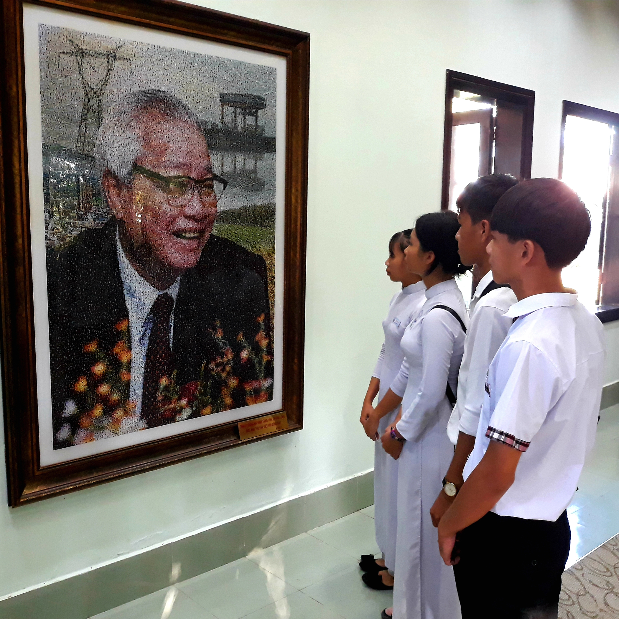 Kỷ niệm 98 năm ngày sinh Thủ tướng Chính phủ Võ Văn Kiệt (23/11/1922- 23/11/2020): Thủ tướng Võ Văn Kiệt với quê hương Vĩnh Long