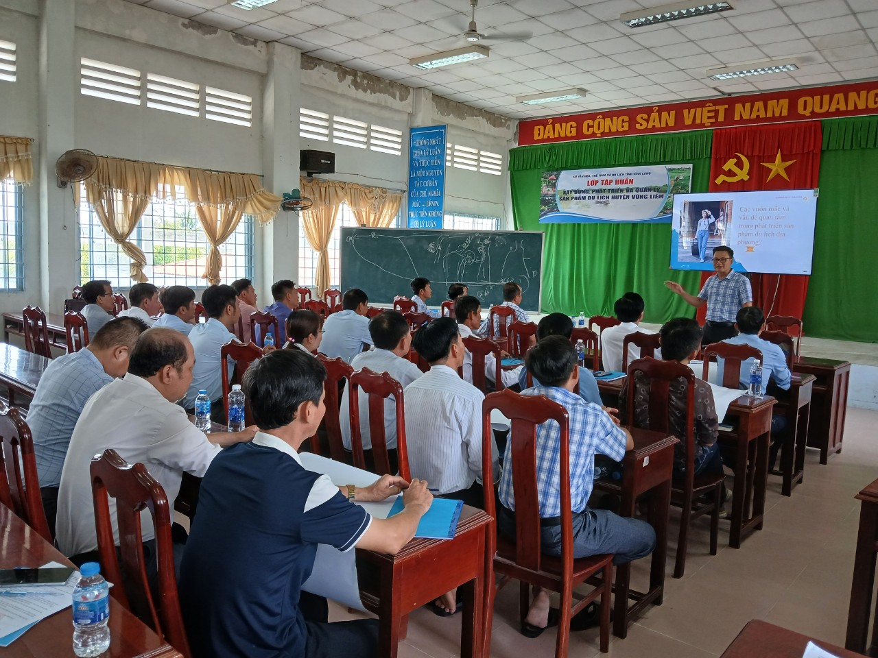 Vĩnh Long tổ chức Lớp tập huấn Xây dựng, phát triển và quản lý sản phẩm du lịch