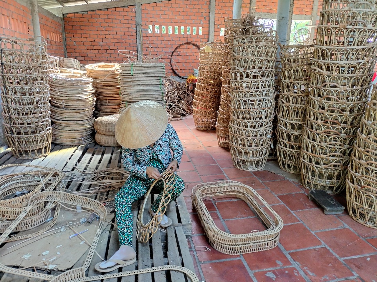 Khảo sát các điểm có tiềm năng khai thác, phát triển du lịch trên địa bàn huyện Mang Thít năm 2022