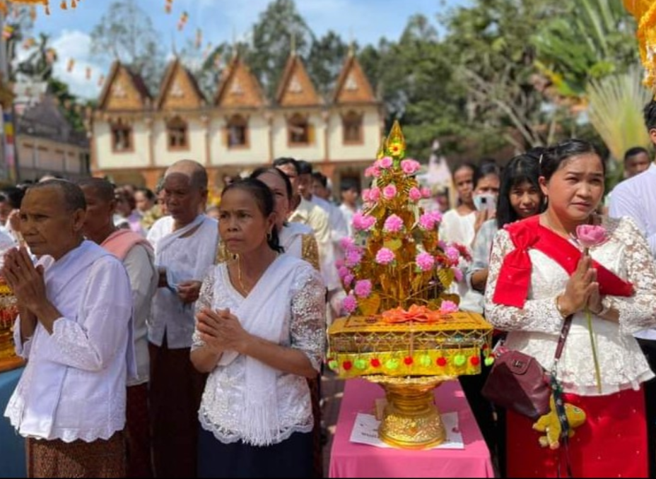 NÉT ĐẸP VĂN HÓA TẾT CỔ TRUYỀN CHÔL CHNĂM THMÂY CỦA ĐỒNG BÀO DÂN TỘC KHMER Ở VĨNH LONG