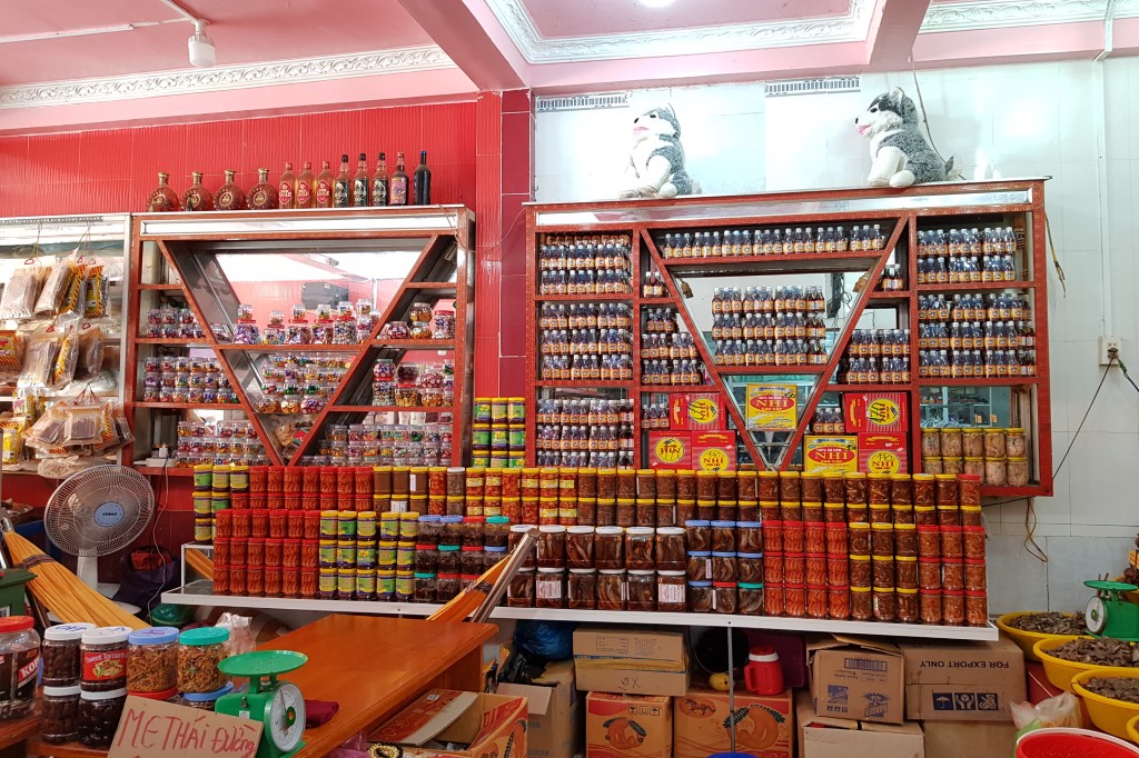 Ba Giao Huong fish sauce processing facility 11111