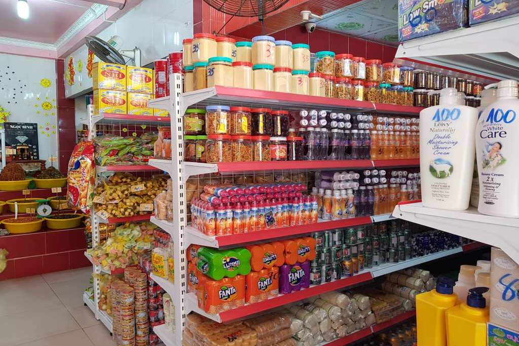 Ba Giao Huong fish sauce processing facility 11111