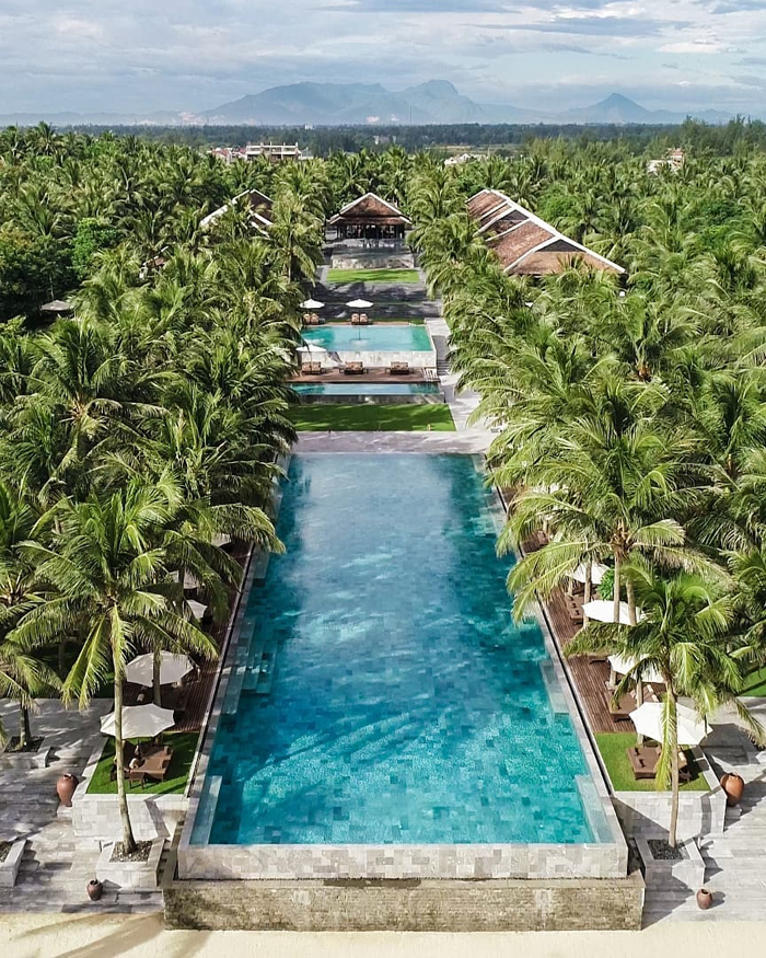 4 Vietnamese resorts cost thousands of dollars